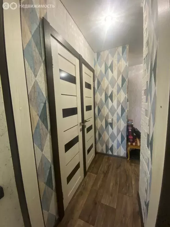 2-комнатная квартира: Еманжелинск, улица Гагарина, 8 (41.1 м) - Фото 2