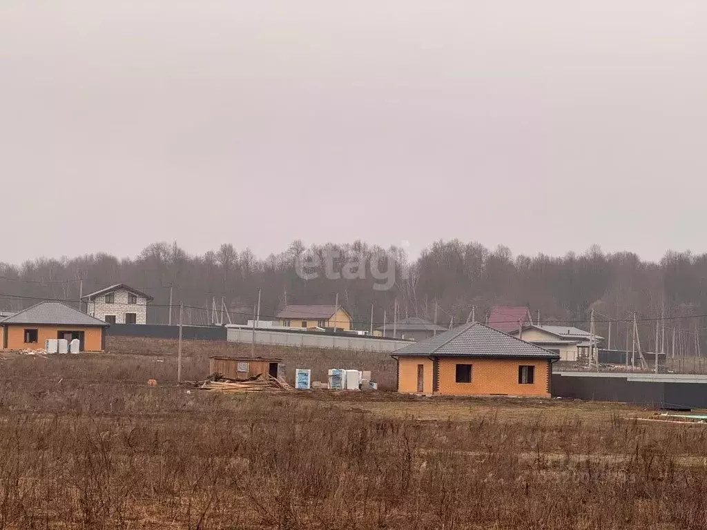 Участок в Калужская область, Совхоз Боровский с/пос, д. Уваровское  ... - Фото 0