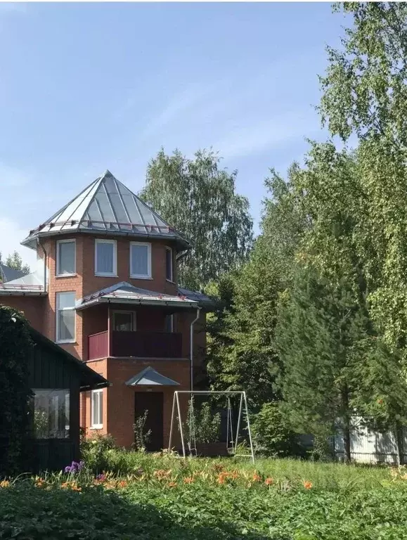 Коттедж в Пермский край, Пермь Флотская ул., 35 (280 м) - Фото 1