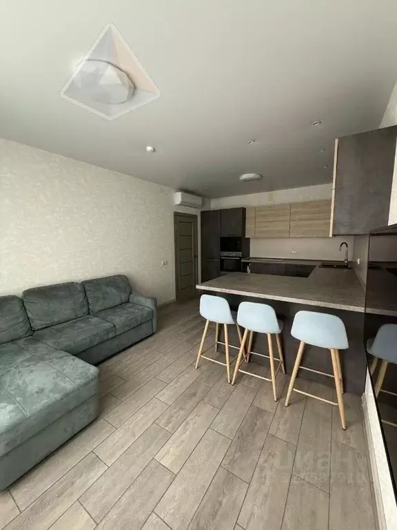 3-к кв. Москва ул. Саларьевская, 10к2 (90.0 м) - Фото 2