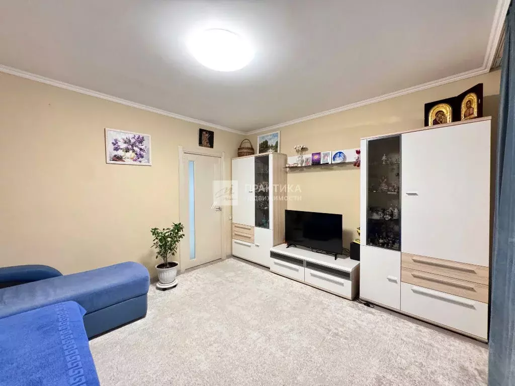 Продается 4-комнатная квартира - Фото 1