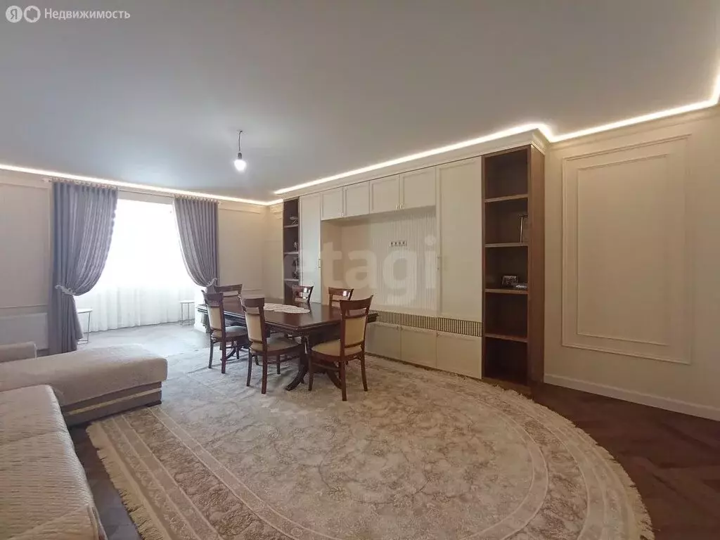 3-комнатная квартира: Черкесск, Октябрьская улица, 346Б (156.1 м) - Фото 2