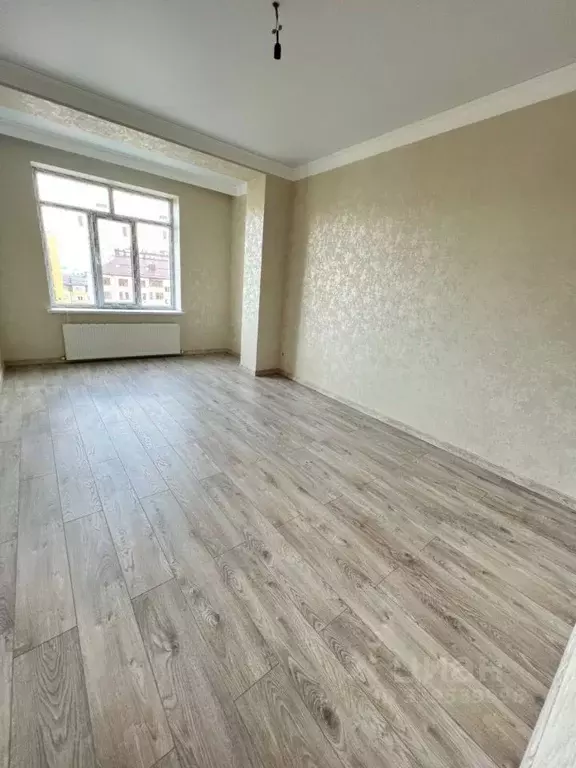 2-к кв. Кабардино-Балкария, Нальчик ул. Шарданова, 50 (68.5 м) - Фото 1