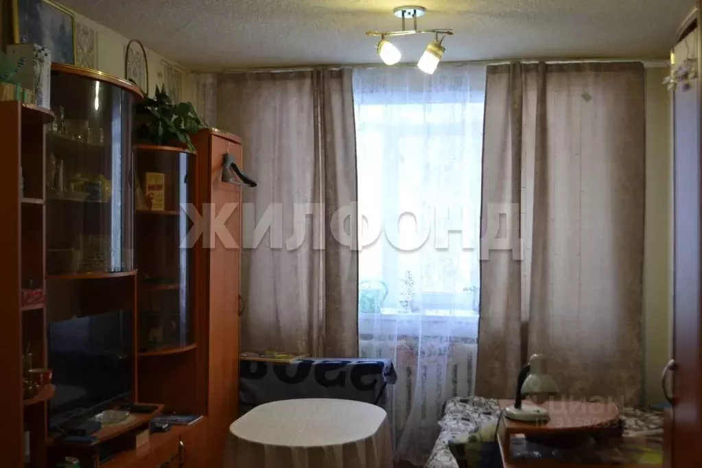 Комната Новосибирская область, Новосибирск Академгородок мкр, ул. ... - Фото 0