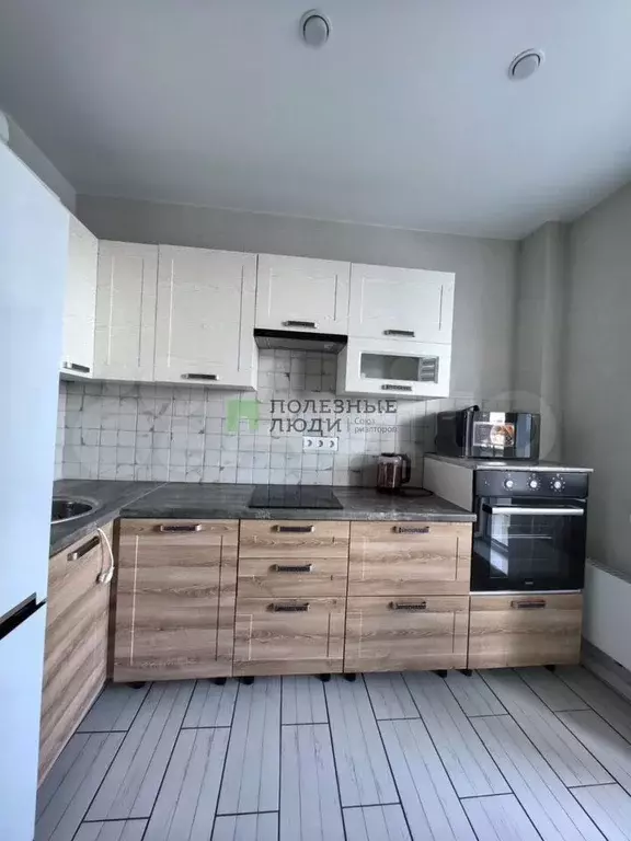 1-к. квартира, 32 м, 9/10 эт. - Фото 1