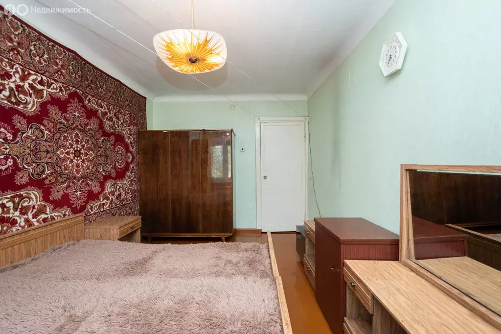 3-комнатная квартира: Иркутск, улица Гоголя, 6 (63.8 м) - Фото 1