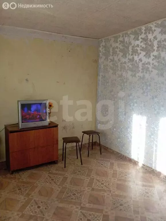 3-комнатная квартира: Альметьевск, улица Гафиатуллина, 2 (60 м) - Фото 2