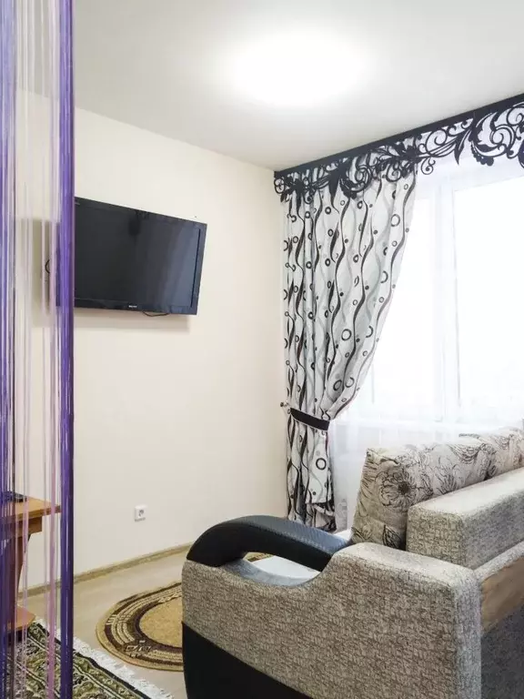 Студия Свердловская область, Екатеринбург ул. Крестинского, 4 (25.2 м) - Фото 2