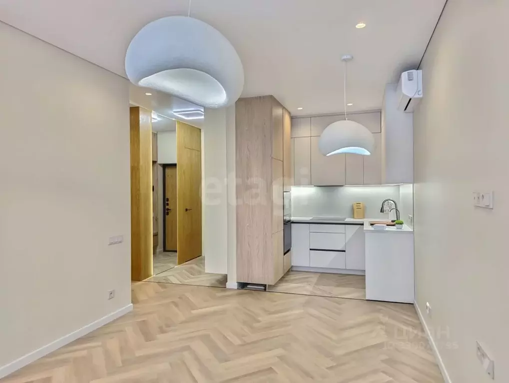 3-к кв. Тюменская область, Тюмень ул. Евгения Войнова, 7 (91.0 м) - Фото 1