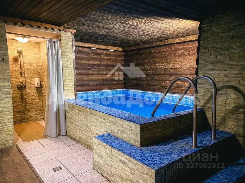 Дом в Красноярский край, Красноярск ул. 2-я Брянская, 34/1 (240 м) - Фото 1