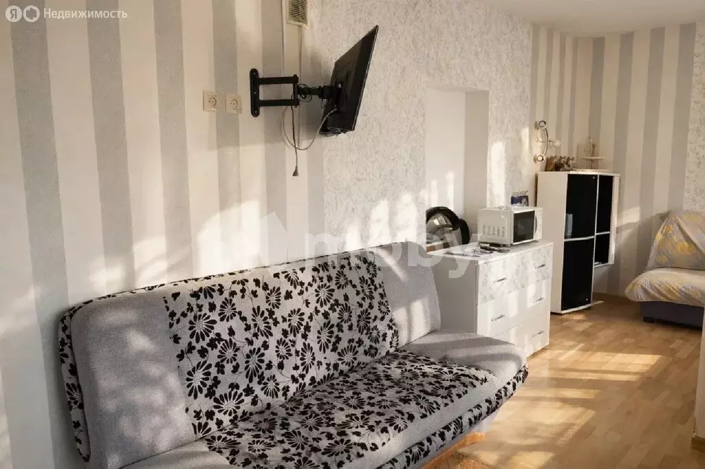 2-комнатная квартира: Калининград, улица Литовский Вал, 41 (52 м) - Фото 1