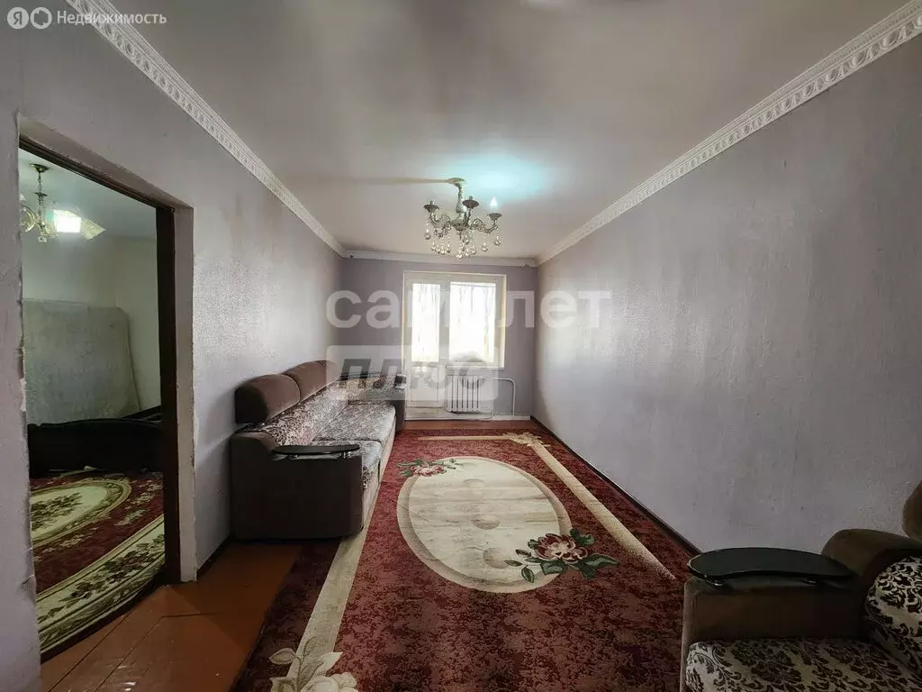 3-комнатная квартира: Грозный, Висаитовский район, посёлок Абузара ... - Фото 1