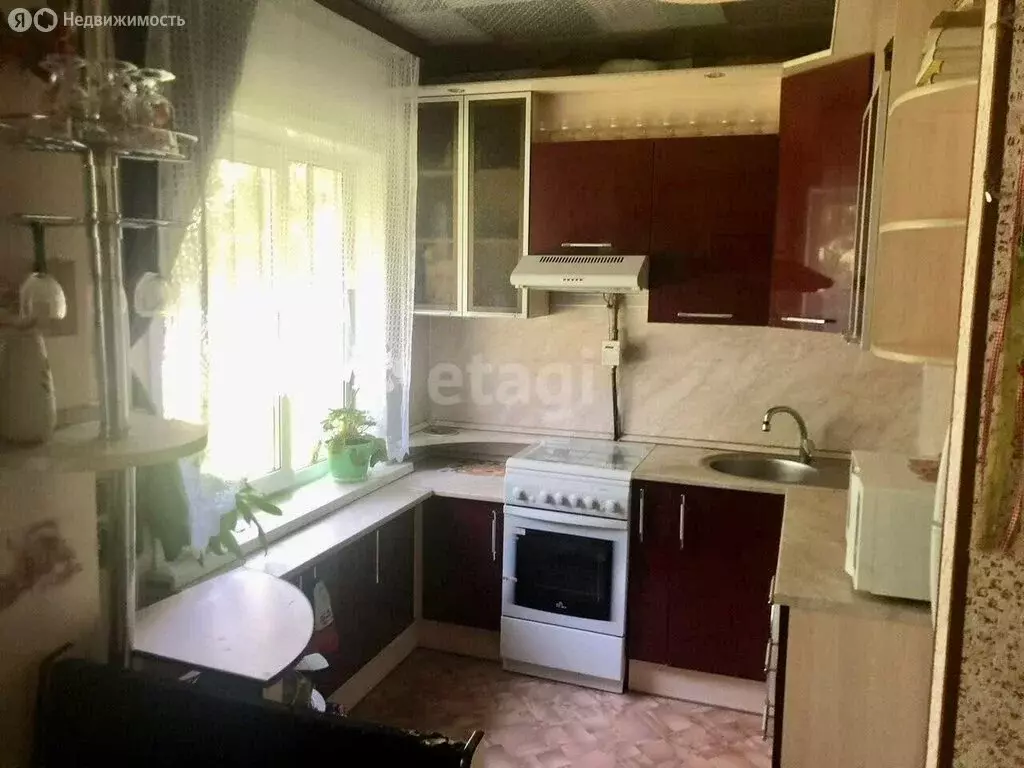 4-комнатная квартира: Ангарск, 15-й микрорайон, 32 (58.6 м) - Фото 1