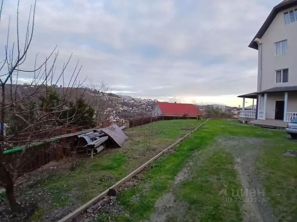 Дом в Краснодарский край, Сочи Целинная ул., 28/23 (300 м) - Фото 2