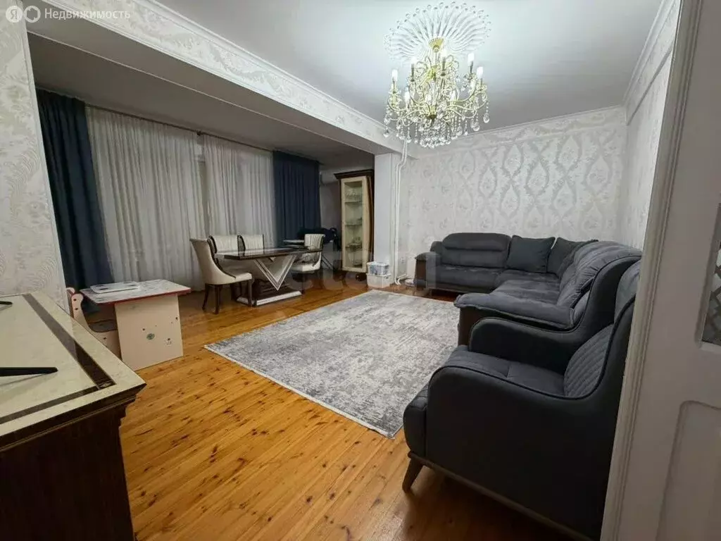 3-комнатная квартира: Махачкала, улица Габитова, 16к1 (84 м) - Фото 2