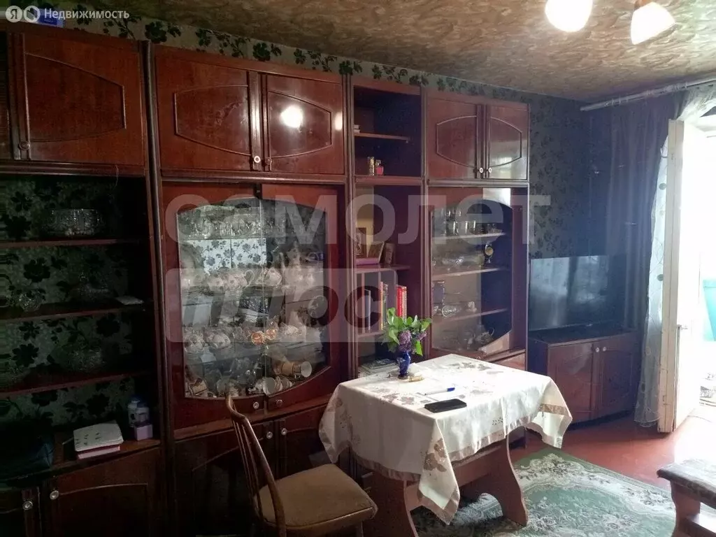 3-комнатная квартира: Мирное, улица Белова, 26 (53.2 м) - Фото 1
