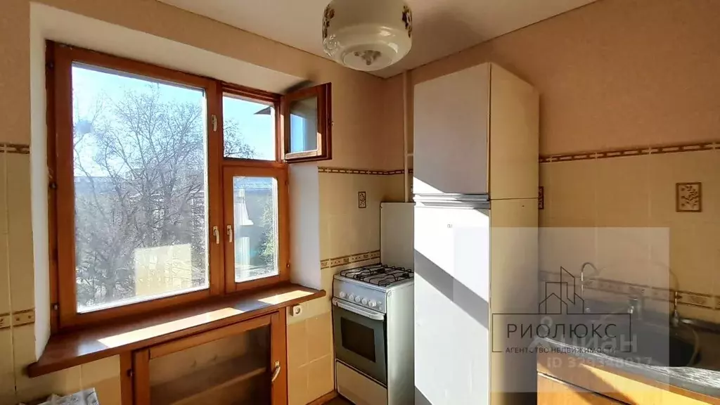 2-к кв. Челябинская область, Магнитогорск ул. Галиуллина, 49/1 (46.4 ... - Фото 1