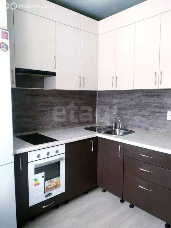 2-комнатная квартира: Комсомольск-на-Амуре, Магистральное шоссе, 49к4 ... - Фото 0