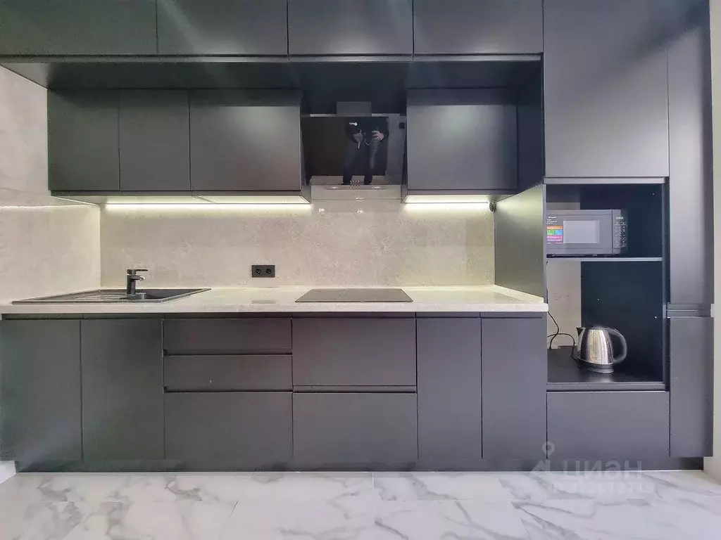 2-к кв. Саратовская область, Балаково ш. Саратовское, 77 (57.0 м) - Фото 2