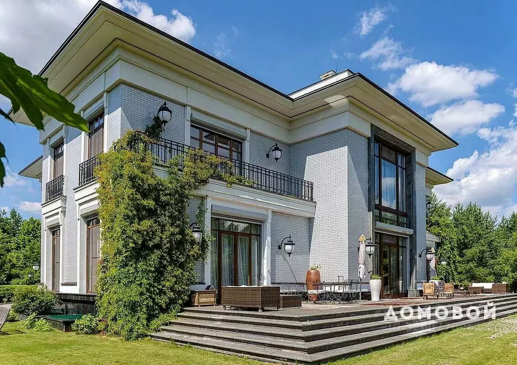 Дом в Краснодарский край, Сочи Курортный просп. (400 м) - Фото 1