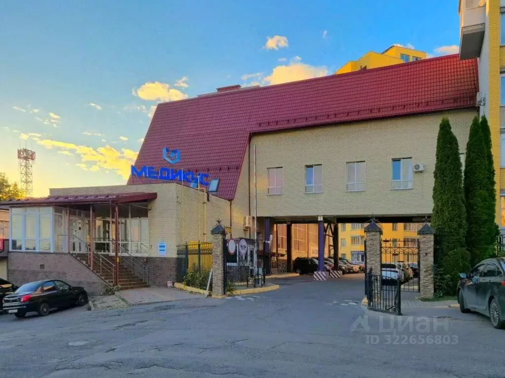 Помещение свободного назначения в Брянская область, Брянск ул. ... - Фото 1