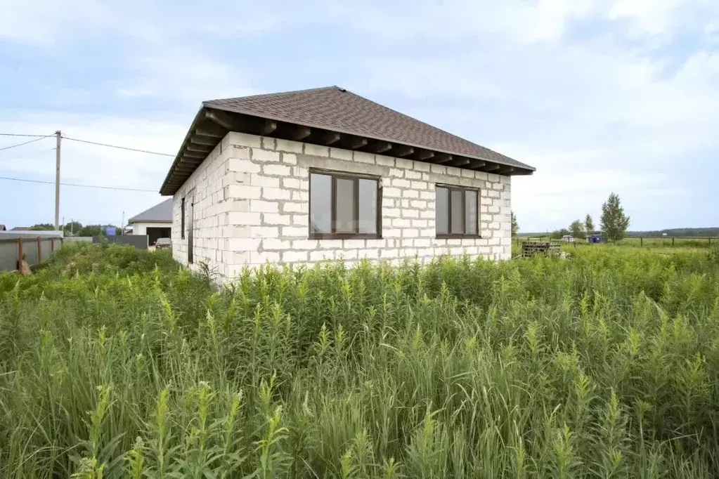 Дом в Тюменская область, Тюменский район, д. Якуши ул. Х. Такташ (93 ... - Фото 0