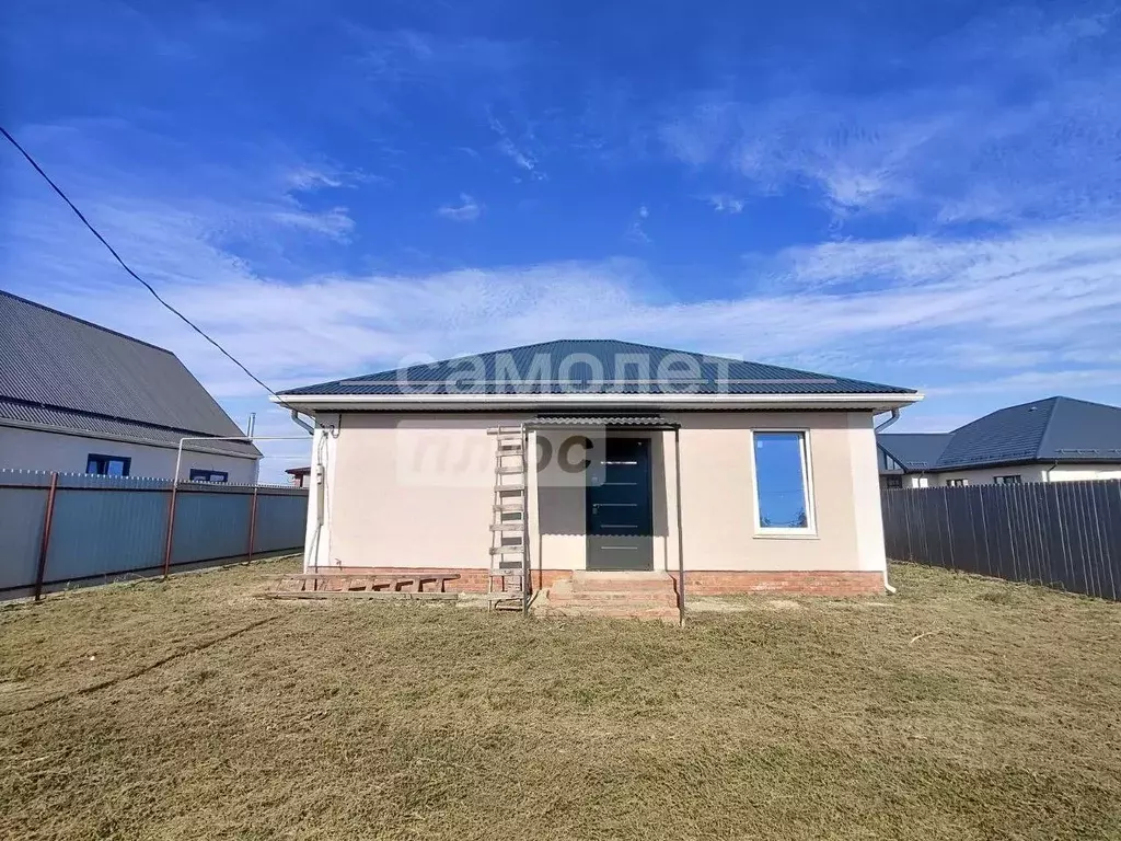 Дом в Краснодарский край, Приморско-Ахтарск ул. Высоцкого, 11 (70 м) - Фото 0