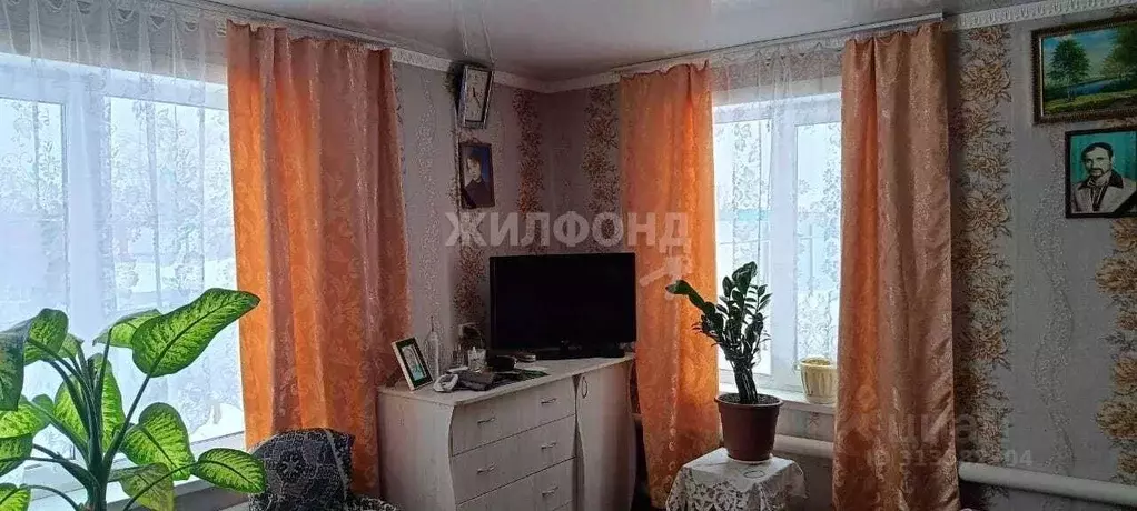 Дом в Новосибирская область, Колывань рп ул. Заводская (30 м) - Фото 1