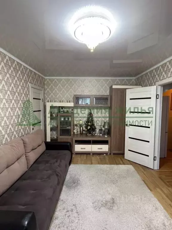 2-к кв. Саратовская область, Саратов Бахметьевская ул., 33 (45.0 м) - Фото 0
