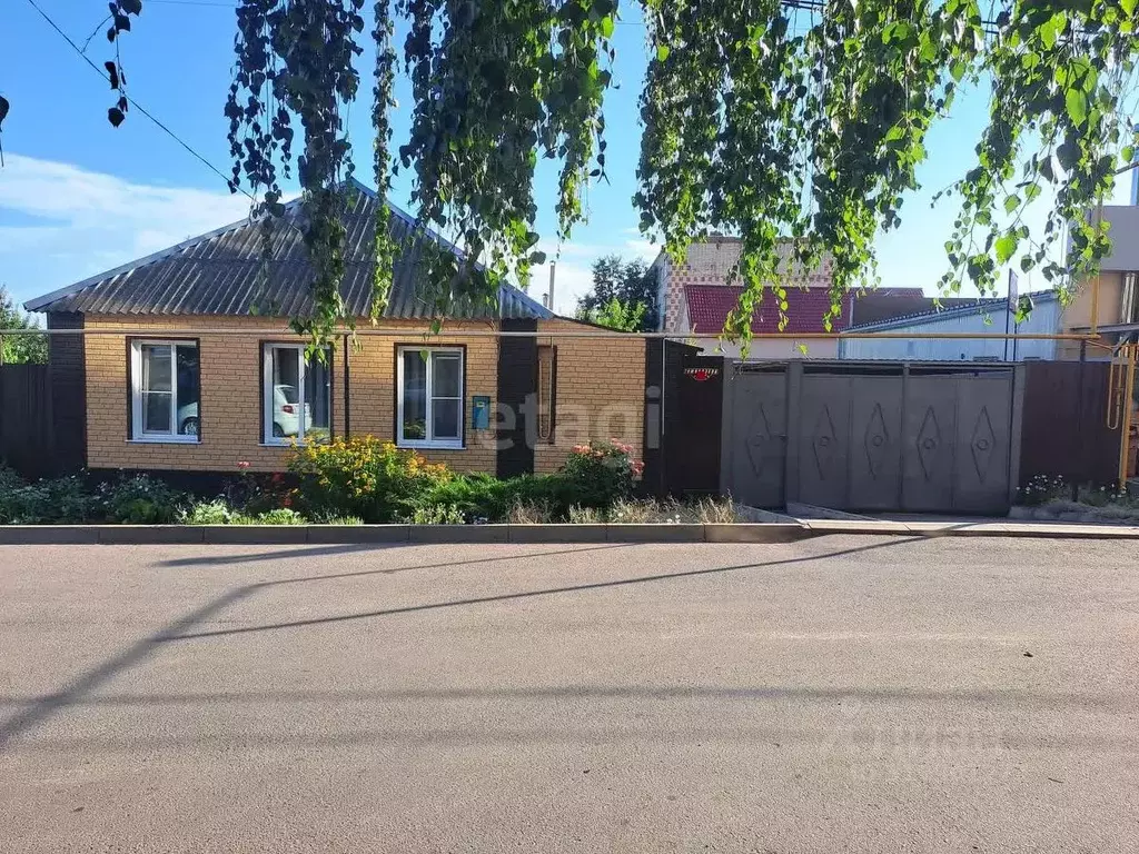 Дом в Белгородская область, Валуйки ул. Тимирязева (65 м) - Фото 0