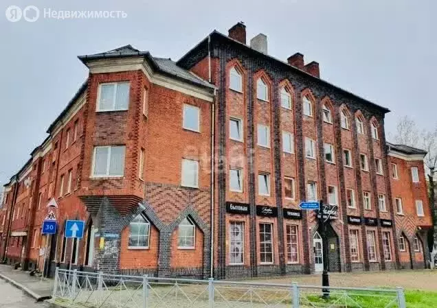 3-комнатная квартира: Калининград, Нарвская улица, 34 (68 м) - Фото 0
