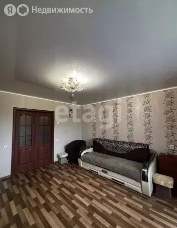 2-комнатная квартира: Чебаркуль, улица 9 Мая, 5Б (56.4 м) - Фото 1