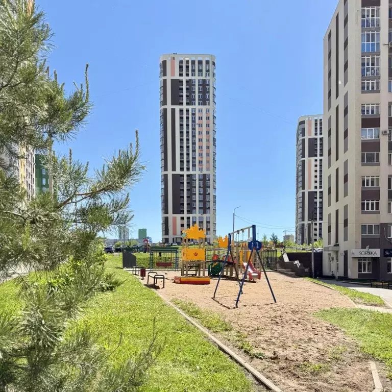2-к кв. Башкортостан, Уфа Айская ул., 18/1 (62.4 м) - Фото 0