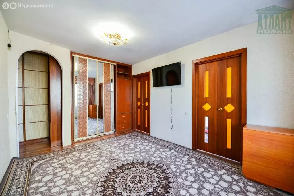 3-комнатная квартира: Хабаровск, улица Яшина, 31 (47.3 м) - Фото 1