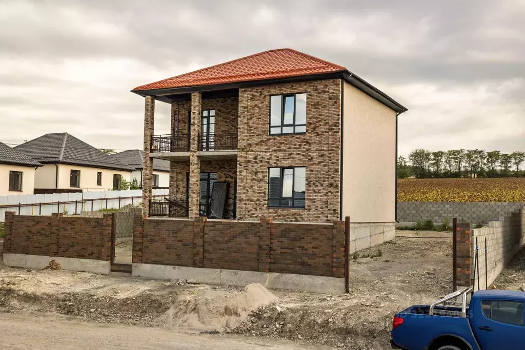 Дом в Ставропольский край, Предгорный муниципальный округ, ... - Фото 1