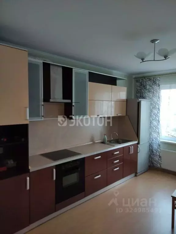 3-к кв. Санкт-Петербург пос. Парголово, ул. Тихоокеанская, 18к4 (90.0 ... - Фото 1