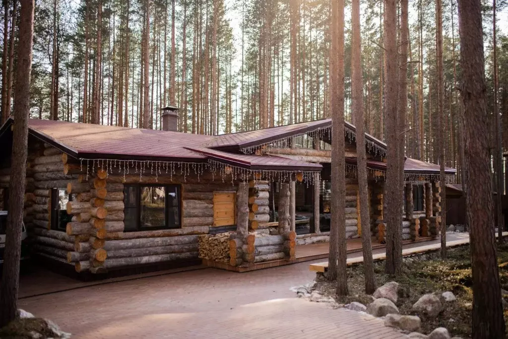 Дом в Карелия, Медвежьегорск пер. Озерный, 9 (200 м) - Фото 1