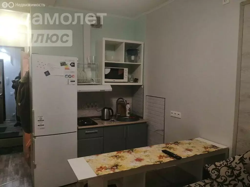 1-комнатная квартира: Тюмень, улица Монтажников, 43 (40.2 м) - Фото 1