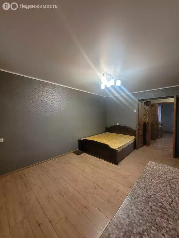 3-комнатная квартира: Шахты, Заставная улица, 1 (68 м) - Фото 0