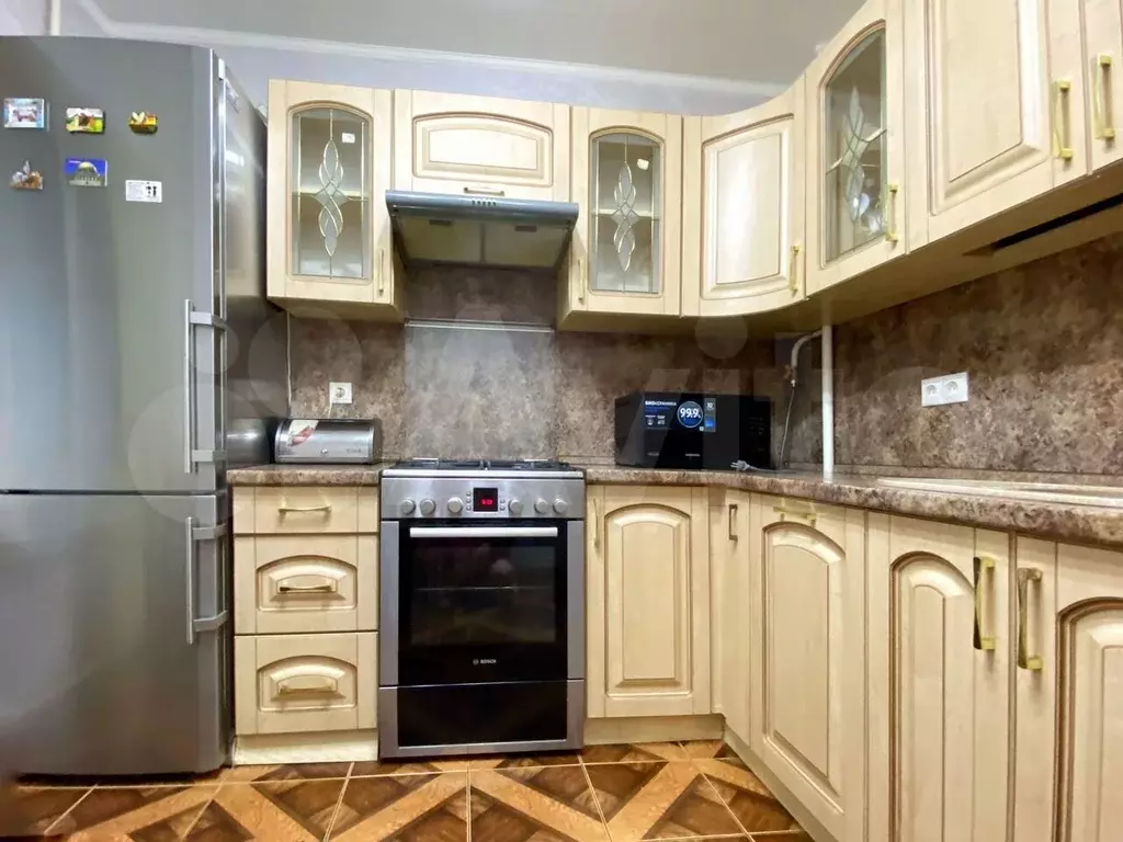 3-к. квартира, 70 м, 2/14 эт. - Фото 1