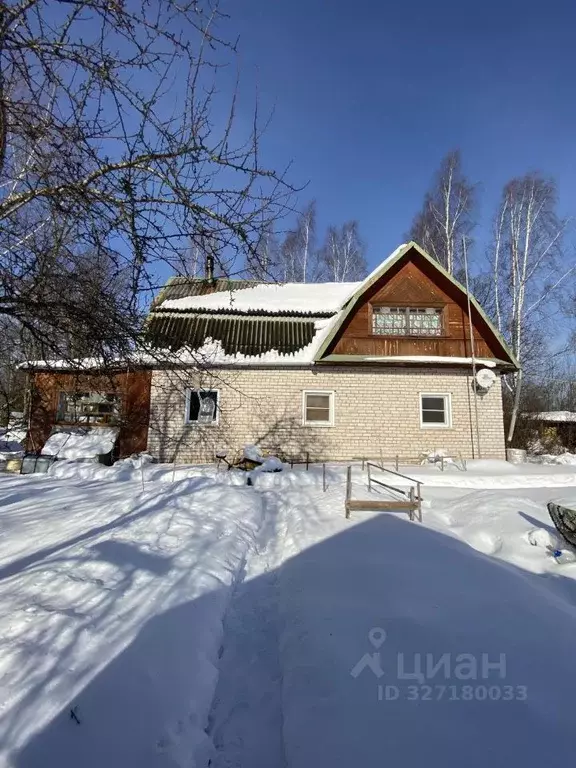 Дом в Новгородская область, Шимский район, Подгощское с/пос, д. ... - Фото 1