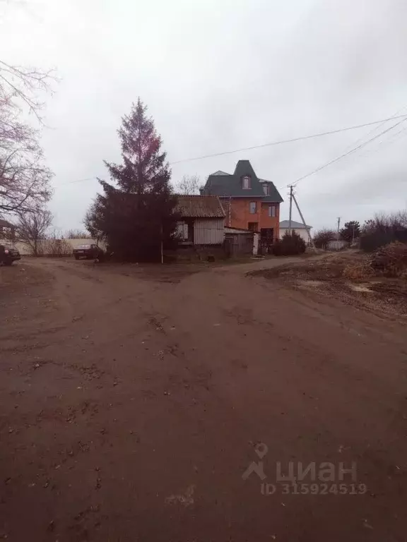 Дом в Волгоградская область, Среднеахтубинский район, Краснослободск ... - Фото 2