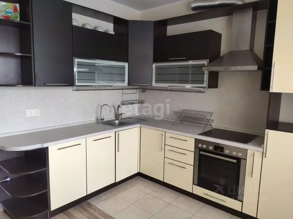2-к кв. Башкортостан, Уфа ул. Кирова, 99/2 (80.0 м) - Фото 0
