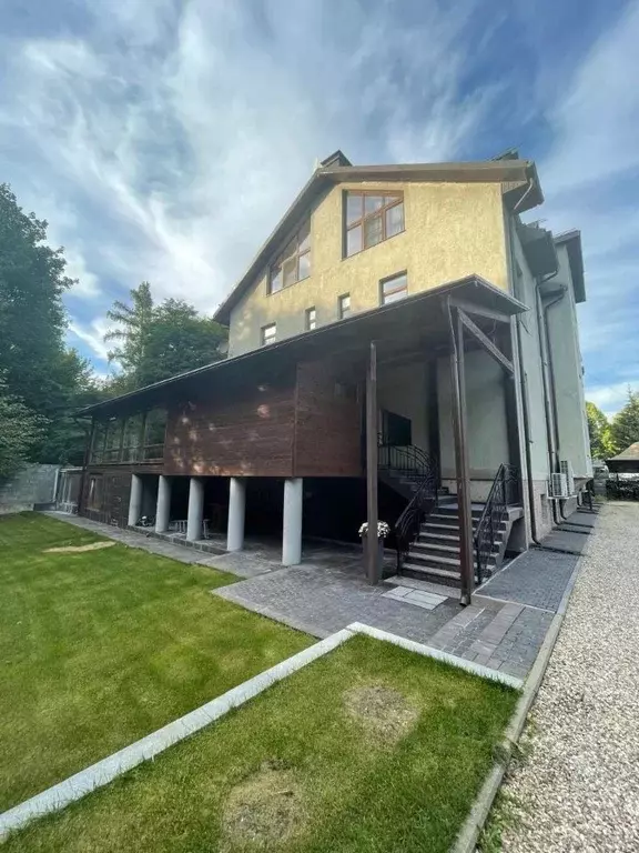 Коттедж в Московская область, Одинцовский городской округ, с. ... - Фото 1