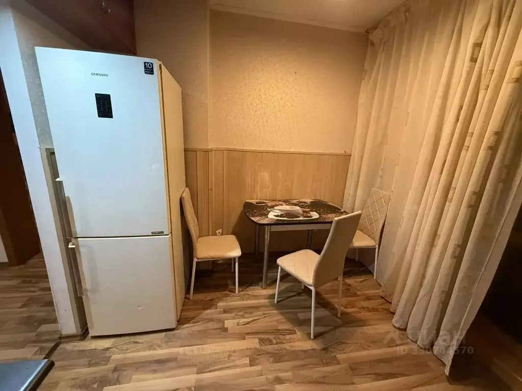 2-к кв. Омская область, Омск Пригородная ул., 21 (65.0 м) - Фото 2