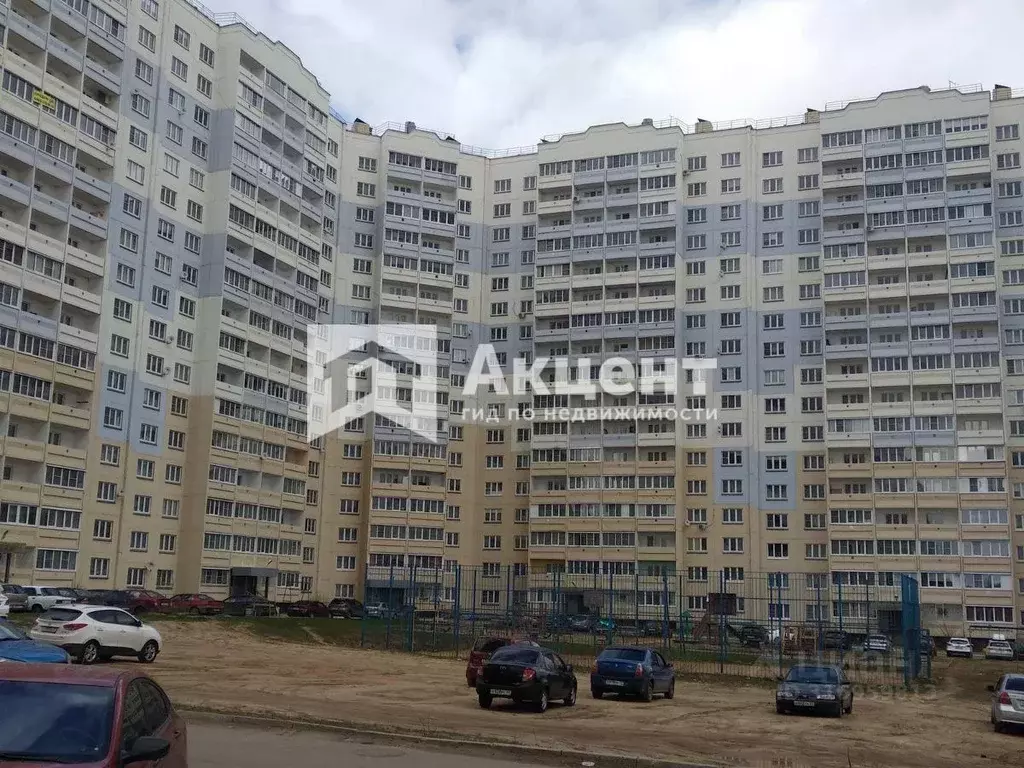 3-к кв. Ивановская область, Иваново Рождественский мкр, 6 (100.0 м) - Фото 0