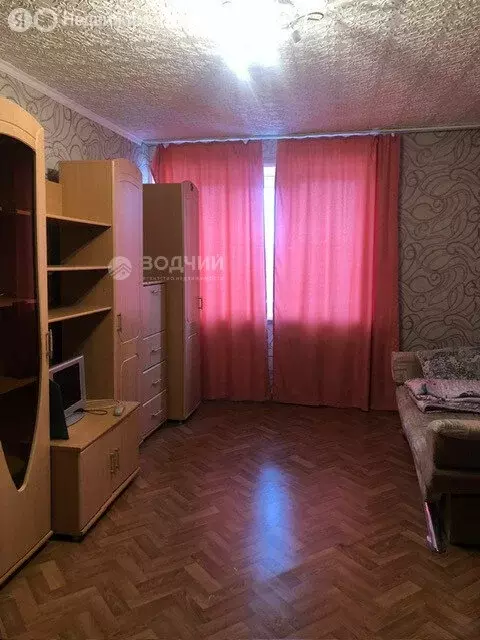 1к в 4-комнатной квартире (18 м) - Фото 0