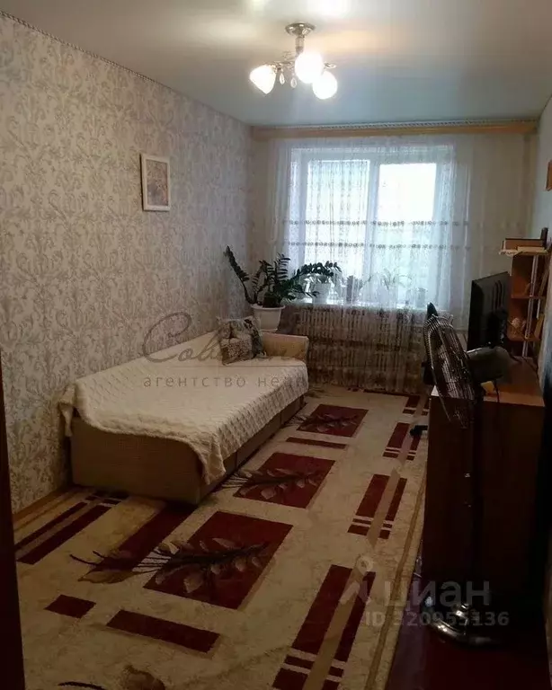2-к кв. Белгородская область, Старый Оскол Парковый мкр, 5 (46.0 м) - Фото 0