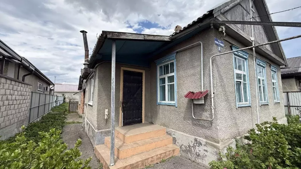 Дом в Кабардино-Балкария, Нальчик Краснопартизанская ул., 101 (60 м) - Фото 2