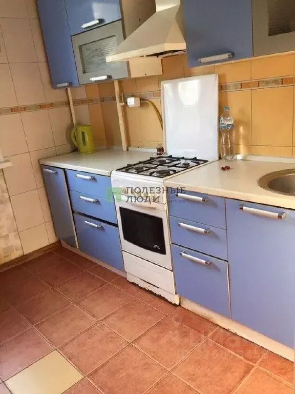 3-к кв. Белгородская область, Белгород Привольная ул., 32 (70.8 м) - Фото 1